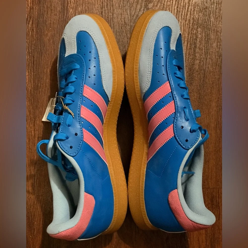 Adidas size 9.5